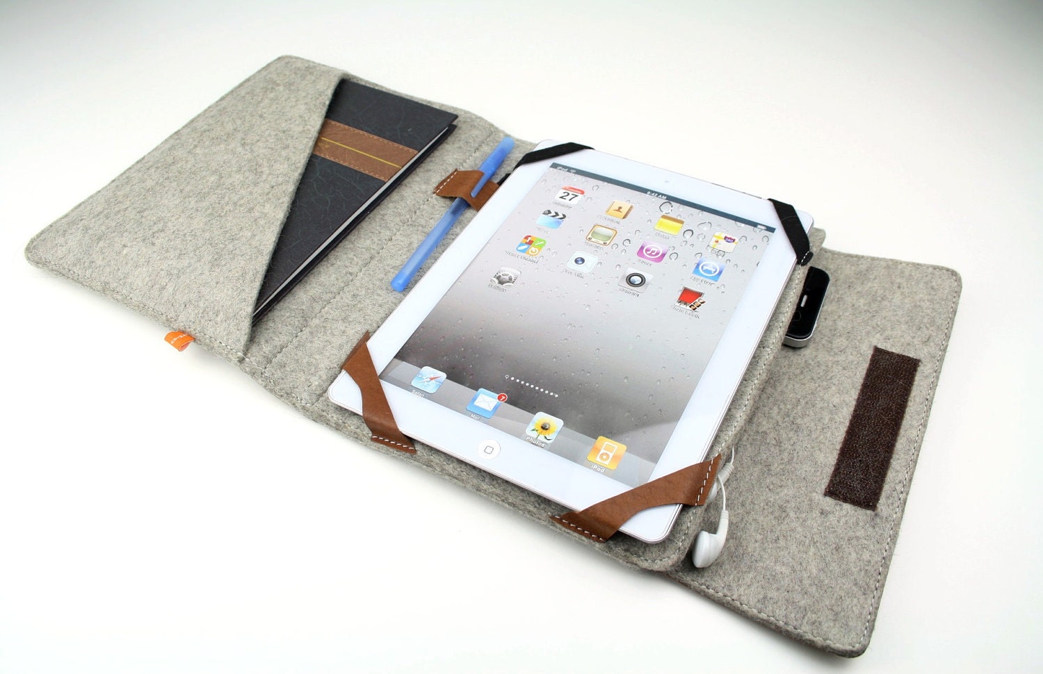 iPad Folio Case (Kitsilano) - Gray Wool Felt with Light Brown Leather