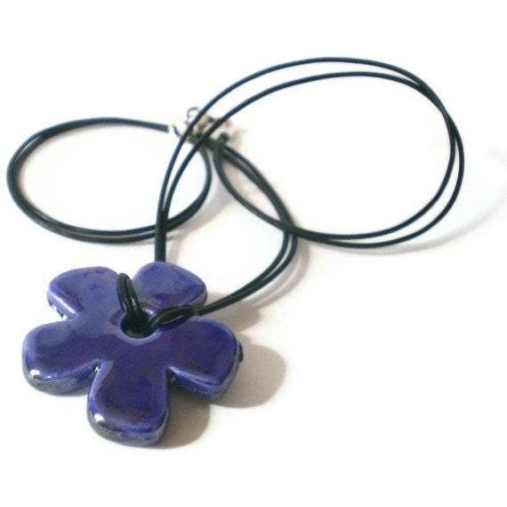 blue flower necklace, ceramic pendant, black leather cord , shabby chic, daisy, cobalt blue