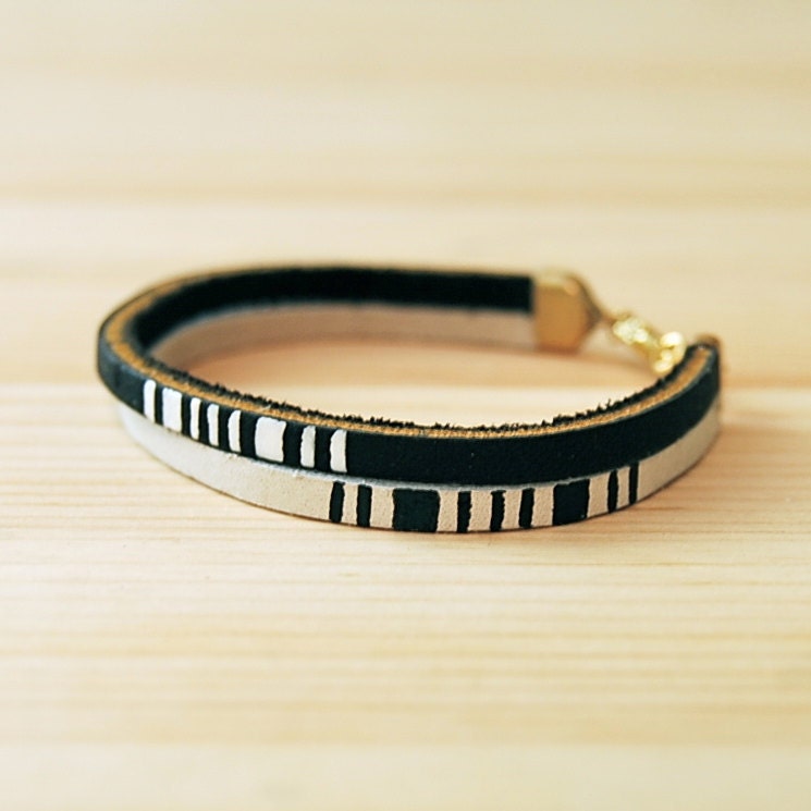 Leather Bracelet in Black & White, "The Pecos Handpainted"