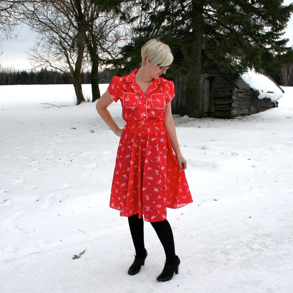 SALE Vintage 1980s Women's Cherry Red and White Floral Print Day Dress with Lace Size M