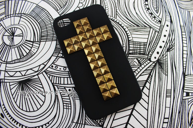 FREE Shipping US -- Gold Brass Studs Cross iPhone 4 4S Black Rubberized Matte Studded Phone Case AT&T Verizon Sprint