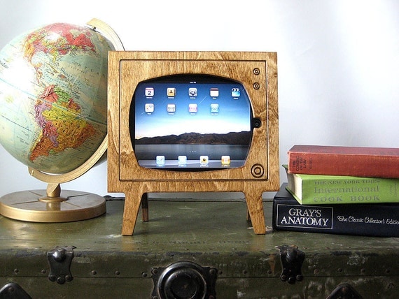 Handmade Natural Wood Retro TV Ipad Dock