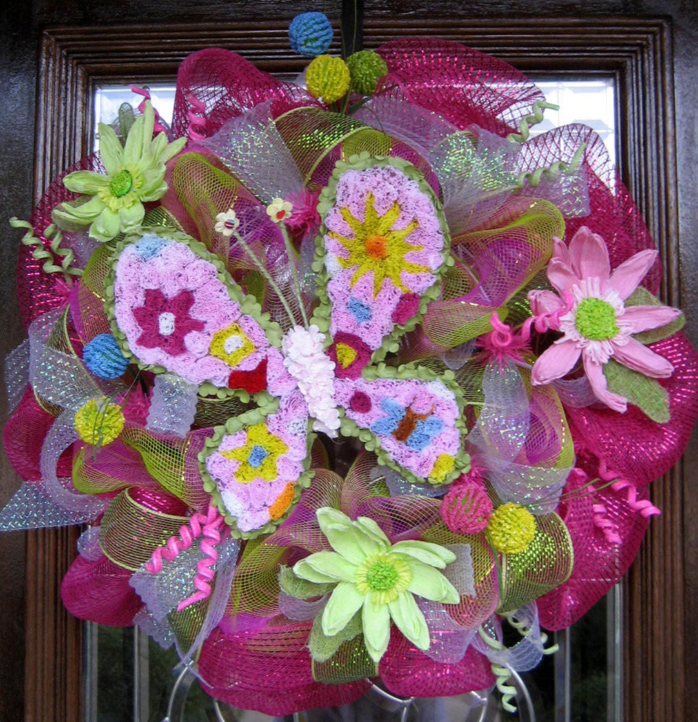 BUTTERFLY and FLOWERS SPRING Wreath