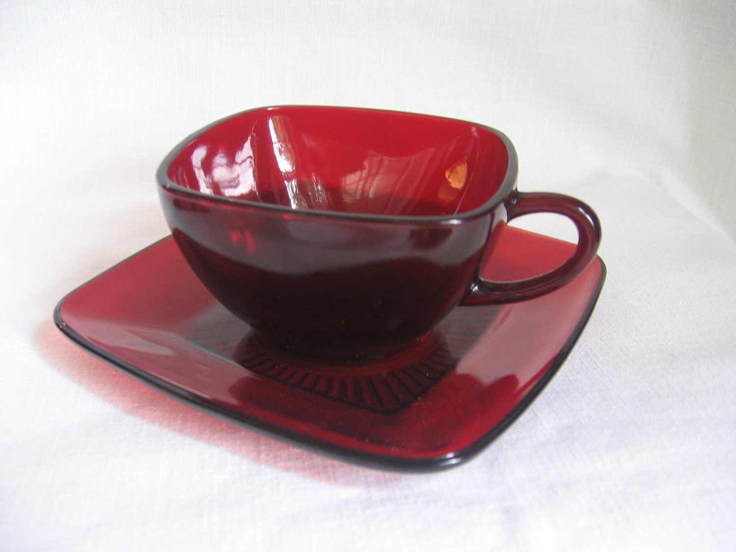 Vintage Red Glass Coffee Cups and Saucers Set of 3 Christmas Dishes