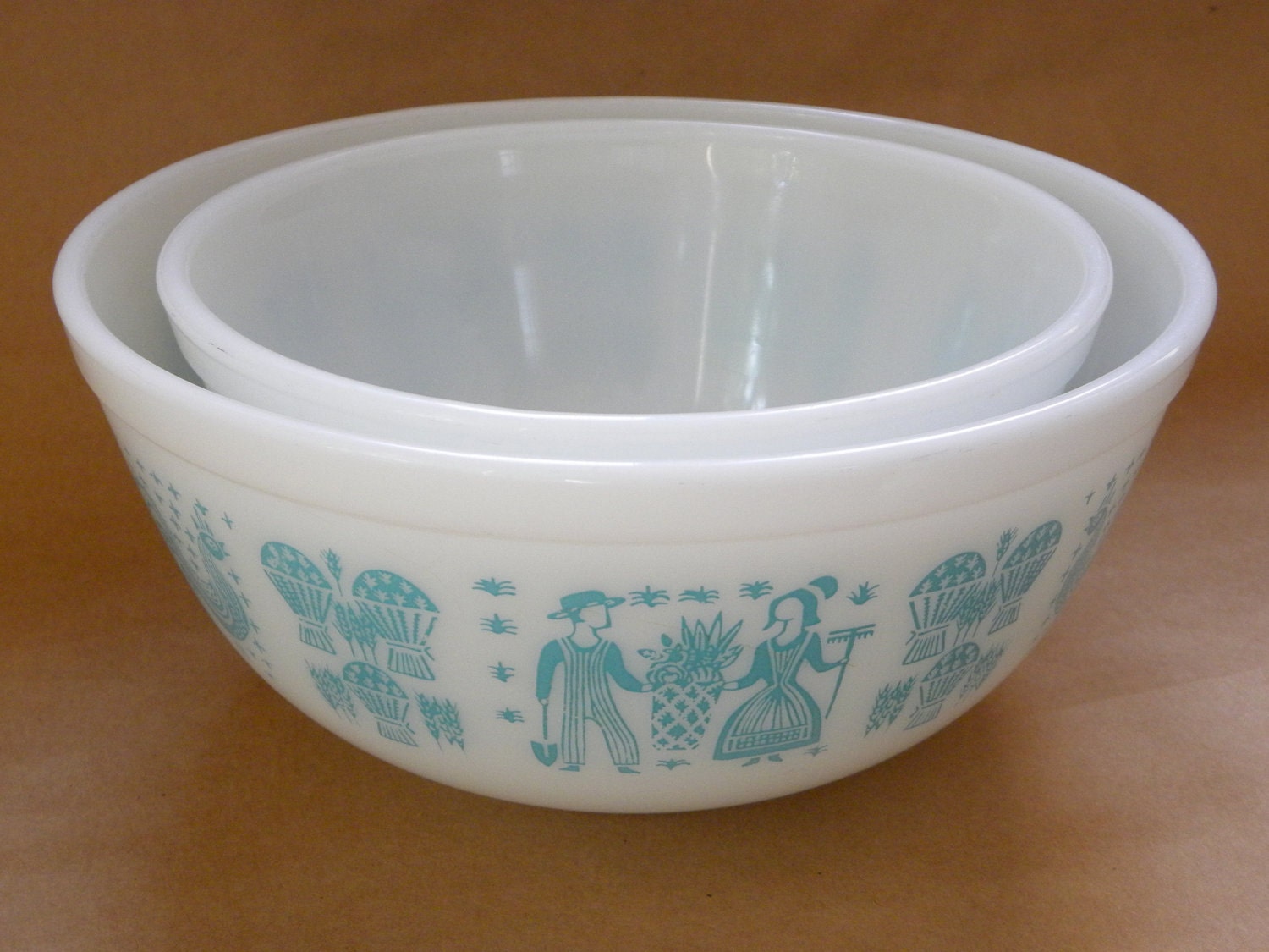 Set of Two Pyrex Butterprint Mixing Bowls