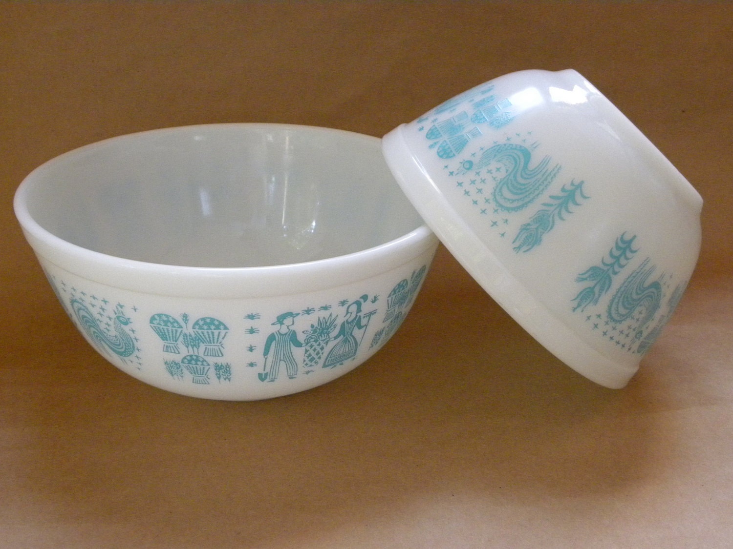 Set of Two Pyrex Butterprint Mixing Bowls