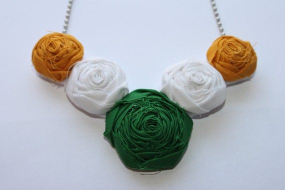 Baylor University green, yellow gold, and white rolled fabric 5 flower necklace on silver ball chain college Bears Green Bay Packers