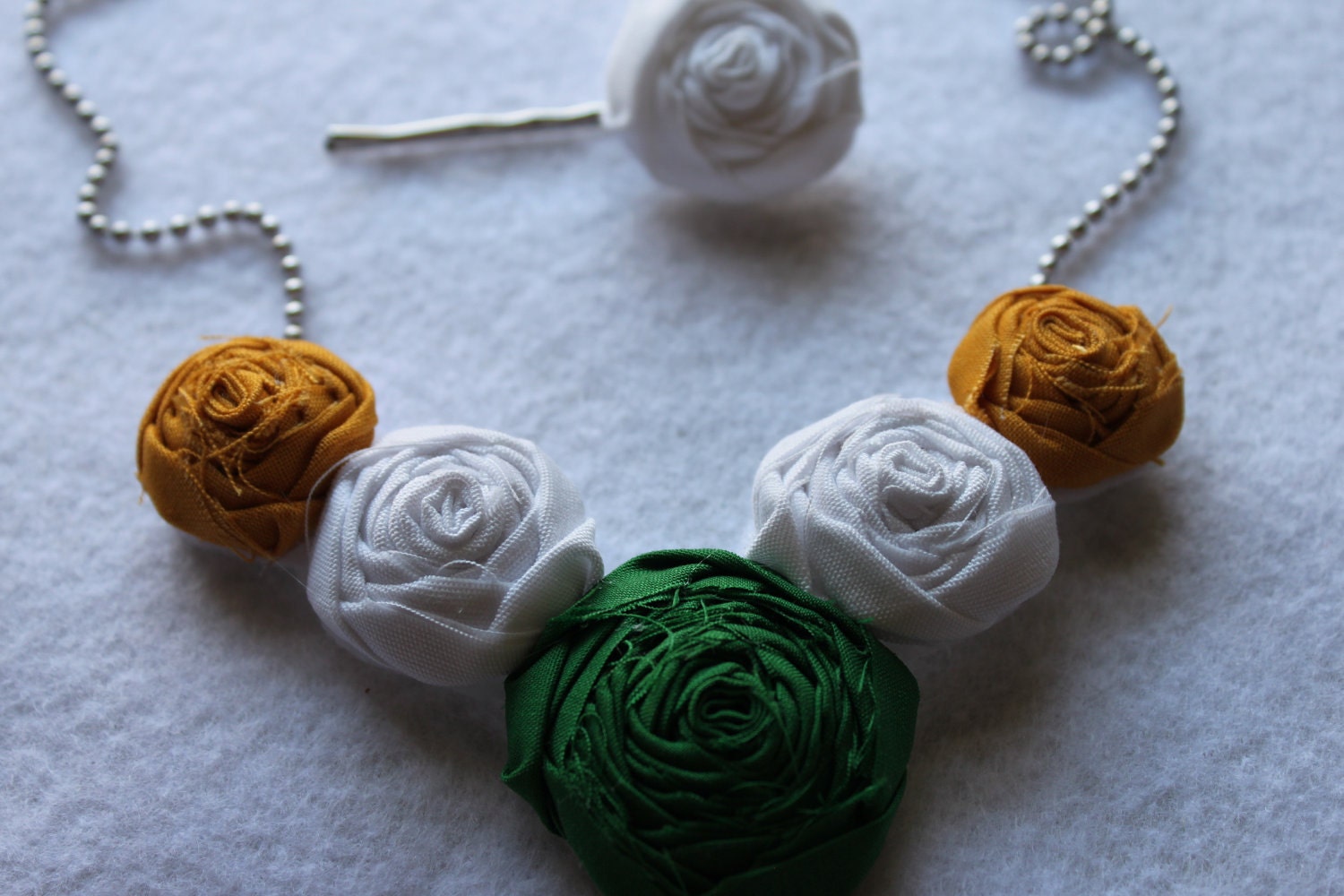 Baylor University green, yellow gold, and white rolled fabric 5 flower necklace on silver ball chain college Bears Green Bay Packers