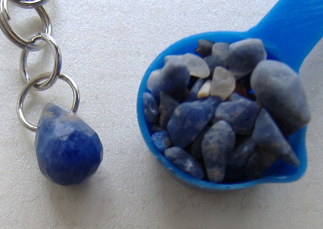 Sodalite Dowsing Pendulum - Stone of Inner Peace and Harmony, Heightens Mind, Body Spirit Connect and Discovering New Knowledge