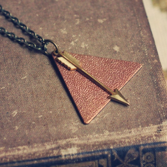 emmalye.  a copper and gold geometric arrow necklace.