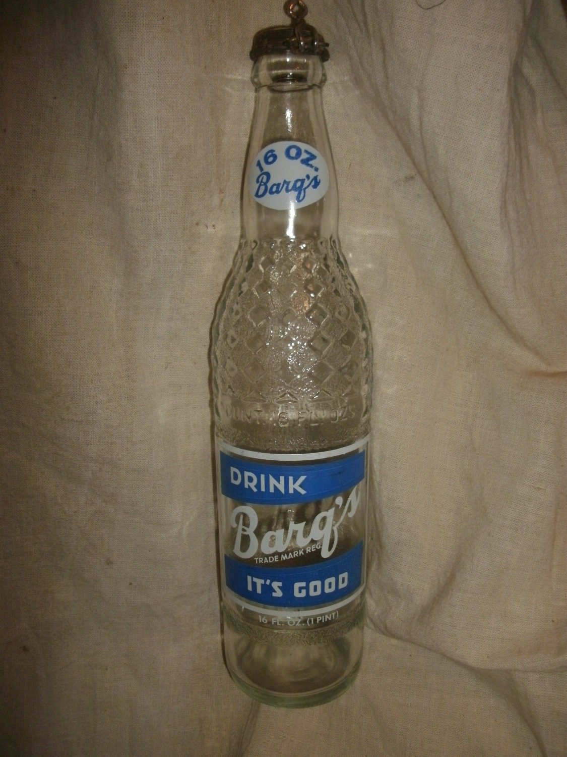 Vintage 16 oz. Barq's soda pop bottle by AuntieAnnsEmphorium