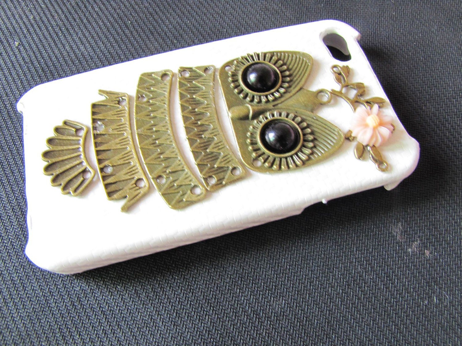 white  case pink  flower Antique Brass Cute Owl  Hard Case Cover for iPhone 4 Case, iPhone 4s Case, iPhone 4 Hard Case, iPhone Case IP9