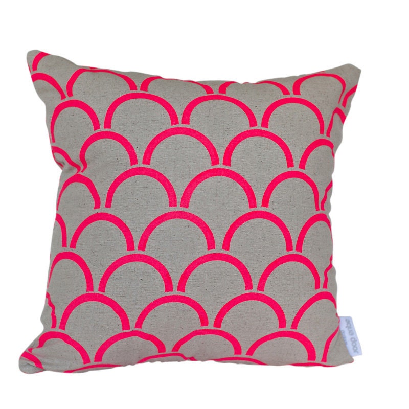 Cushion cover Arches design. Fluro pink design on beige sand Linen/Cotton 42cm x 42cm