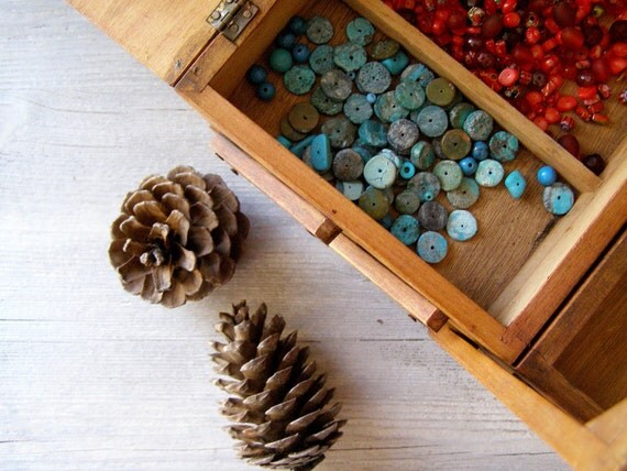 Wood Sewing Box, Vintage accordion storage box, mid century sewing supply