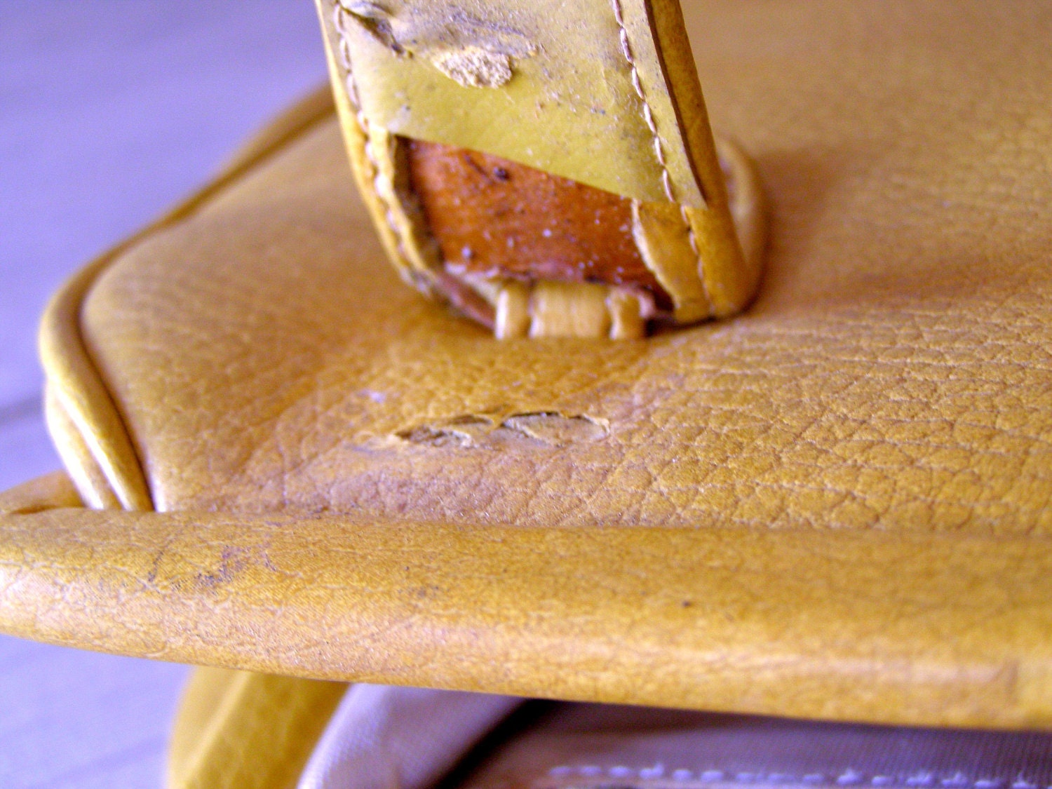 Vintage mustard Bag, Woman 60s Leather Purse