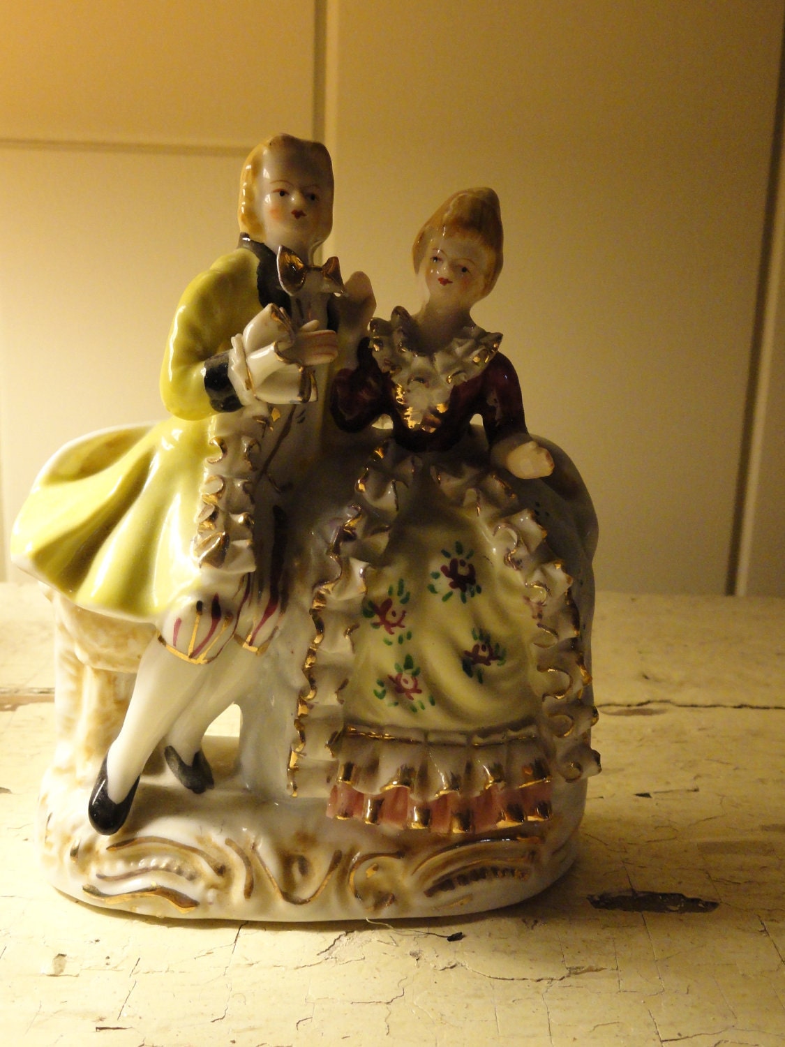 Vintage King and Queen Figurine by TheJunkTree on Etsy