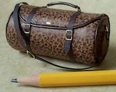 1:12 Scale Miniature Suitcase, Classic Leather Duffle
