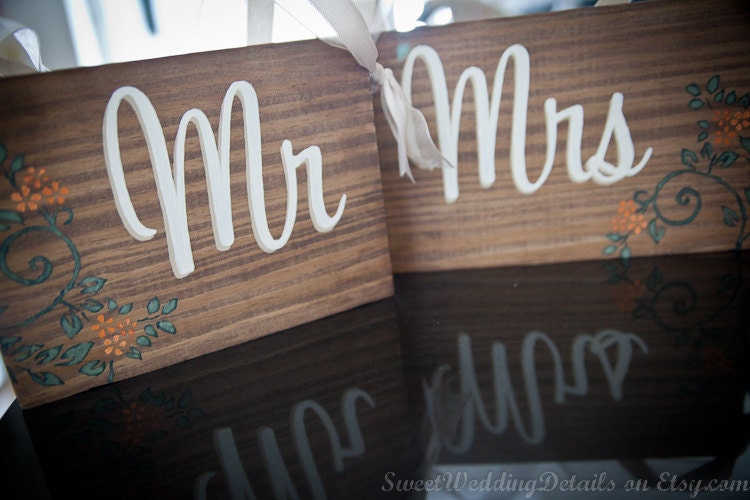 Rustic Wedding Signs, hanging Mr and Mrs signs - spring summer winter fall autumn chic outdoor wooden signage