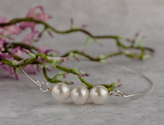 Bridal Bracelet Sterling Silver Bangle Pearl Bracelet Swarovski Pearls White Beige Ivory Bridesmaids Bracelets