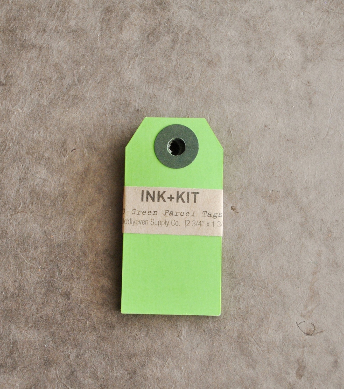 green parcel gift tag unstrung (10 tags)