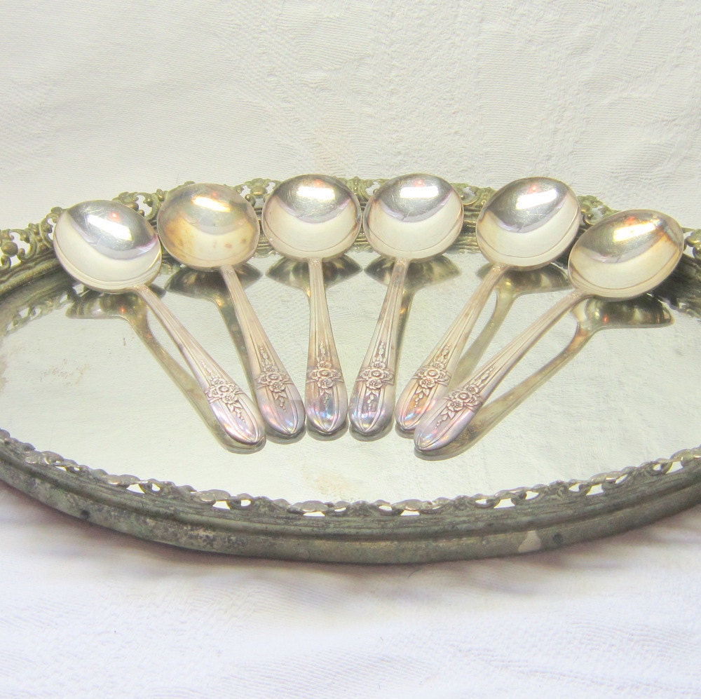 1940 WM Rogers Silver Plate Triumph Round Soup Spoons Set Ornate Roses Flowers Home Decor Serving Pieces Wedding Party Mix Match Dinnerware