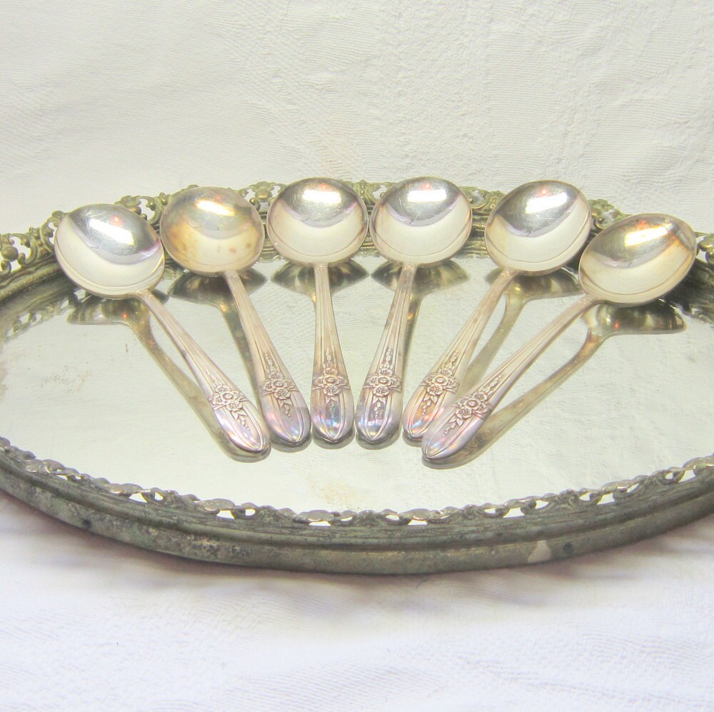 1940 WM Rogers Silver Plate Triumph Round Soup Spoons Set Ornate Roses Flowers Home Decor Serving Pieces Wedding Party Mix Match Dinnerware