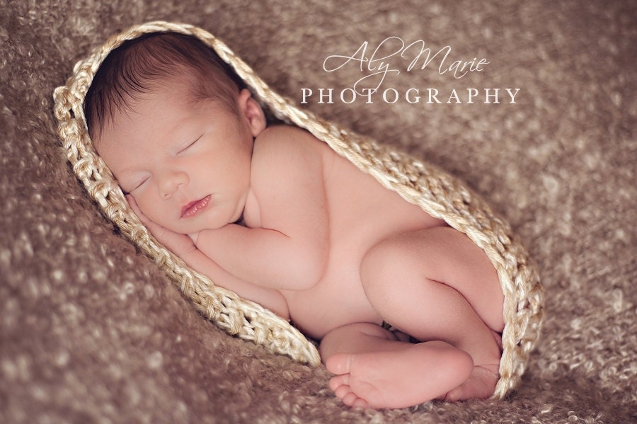 READY TO SHIP Newborn My Little Peanut Nesting Bowl/Cocoon/Pod in a Soft Blend of Creamy White and Carmel - Photo Prop