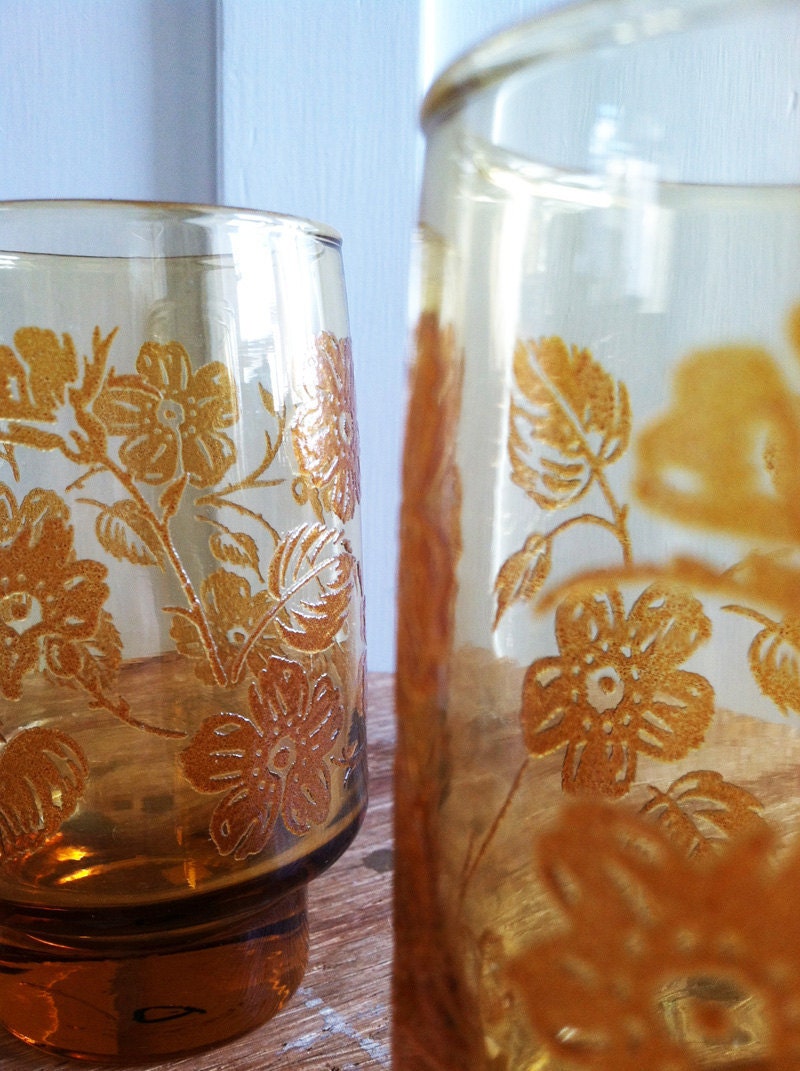 Vintage flower drinking glasses - Set of 4