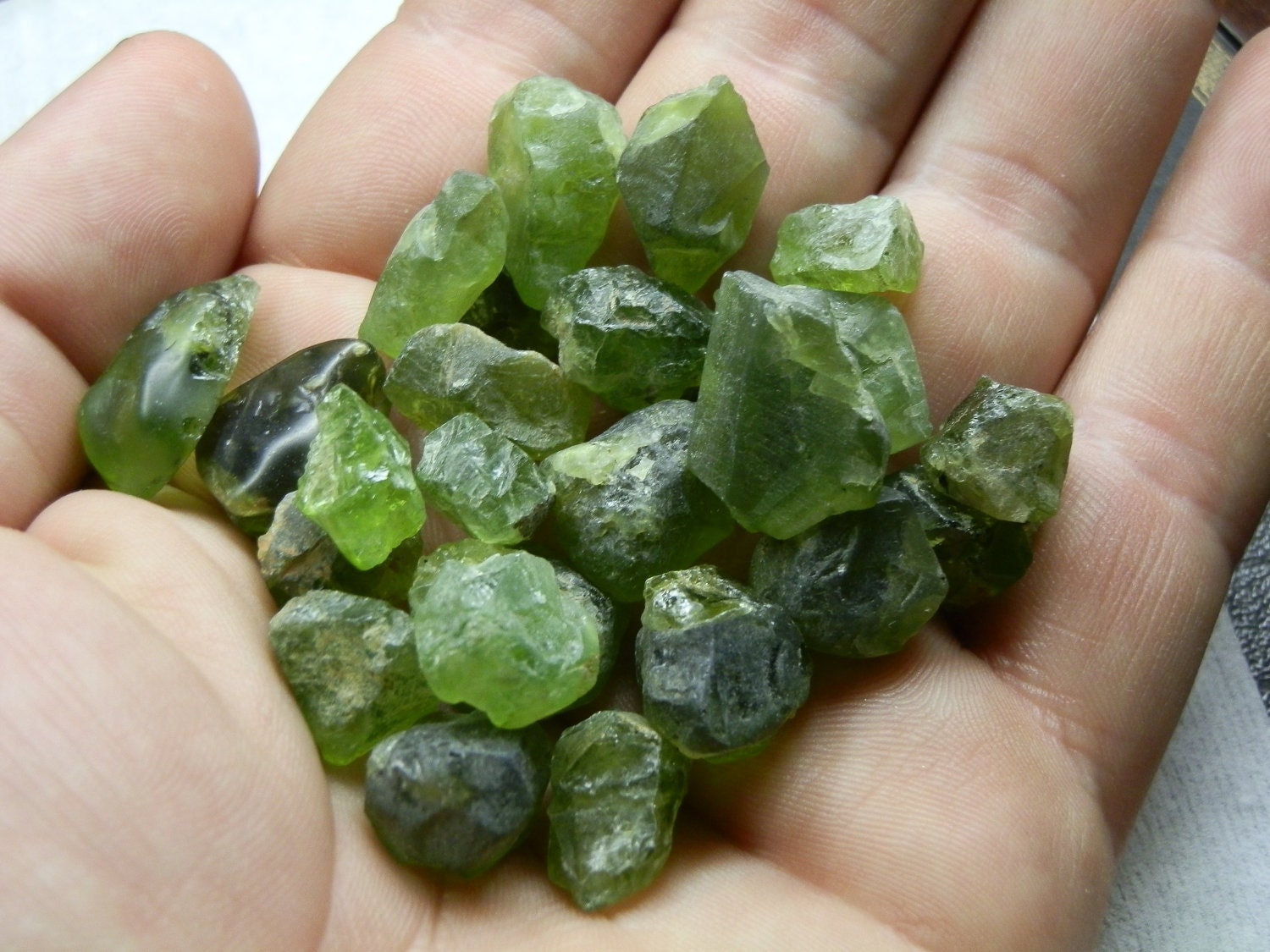 Peridot natural rough crystal Lot. 370 cts. Great lapidary stock. - DanPickedMinerals