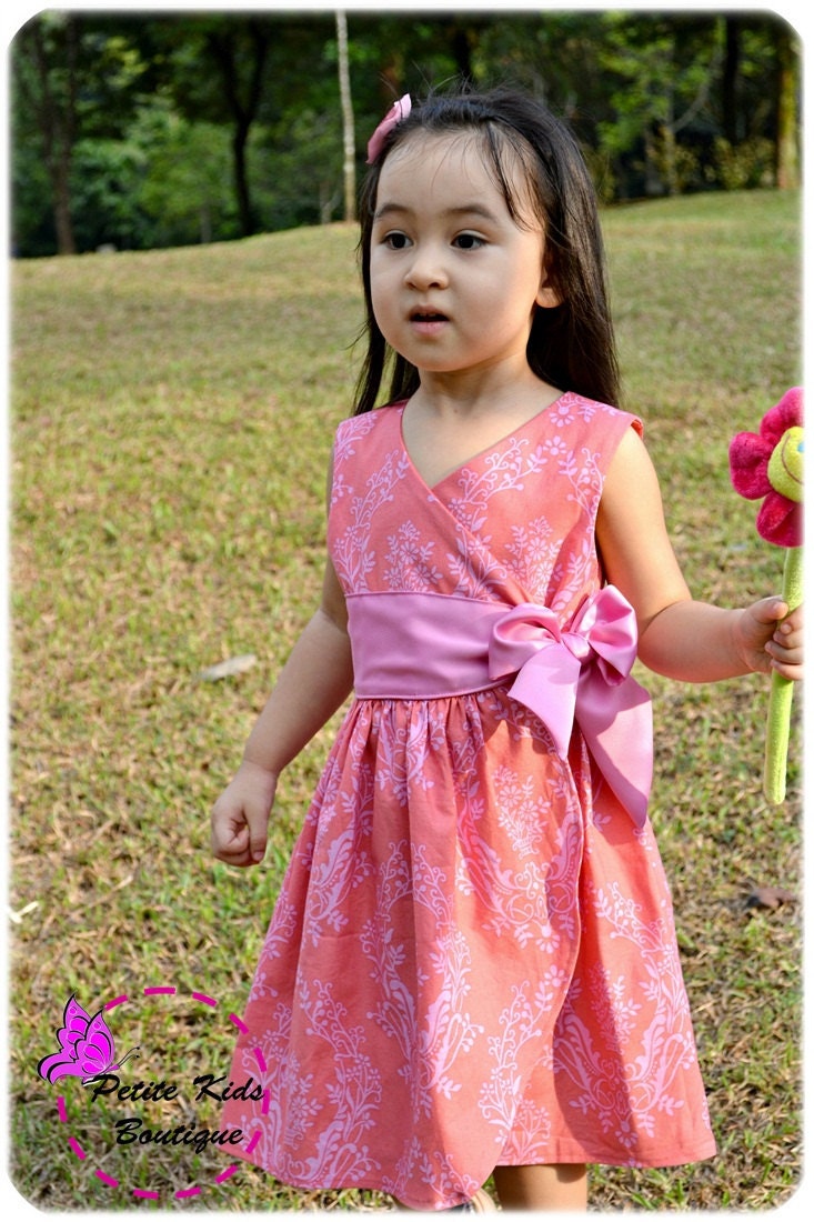 Anya Dress for Girls 12M-8Y PDF Pattern & Instruction- wrap style -sleeves option (multi length or sleeveless)-wide front sash