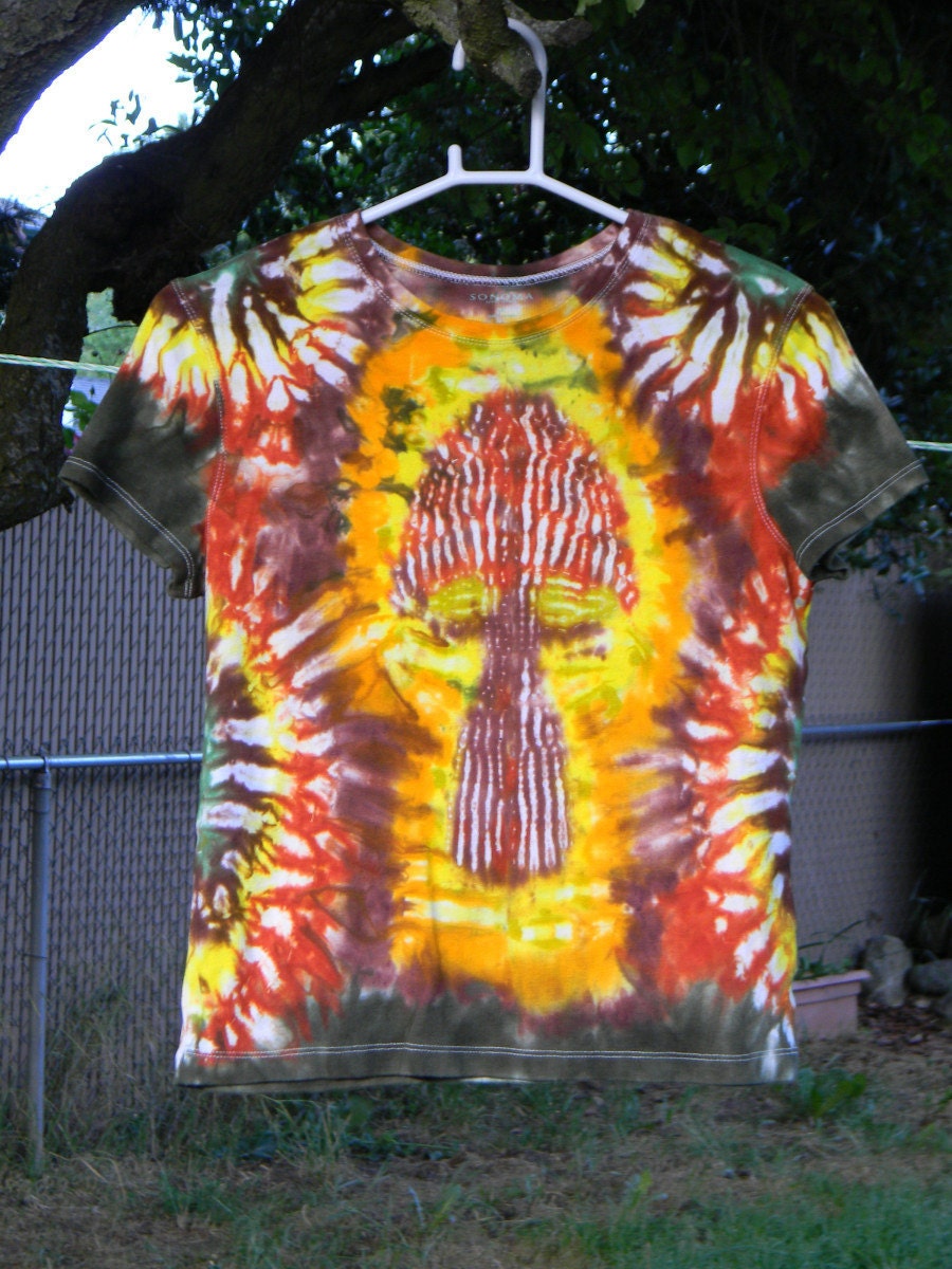 Wild Mushroom Tie Dyed Ladies Sonoma Short Sleeve Shirt Size Medium