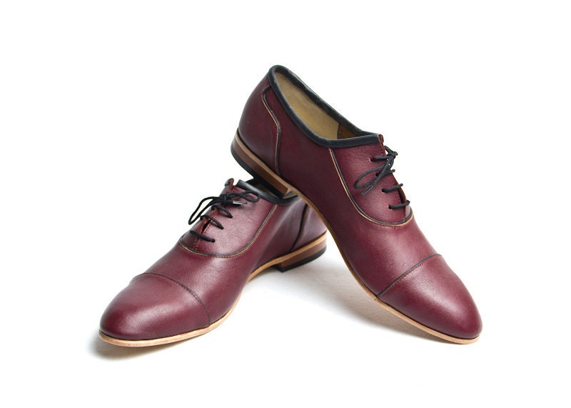 vintage burgundy and black vagabond shoes - FREE WORLDWIDE SHIPPING