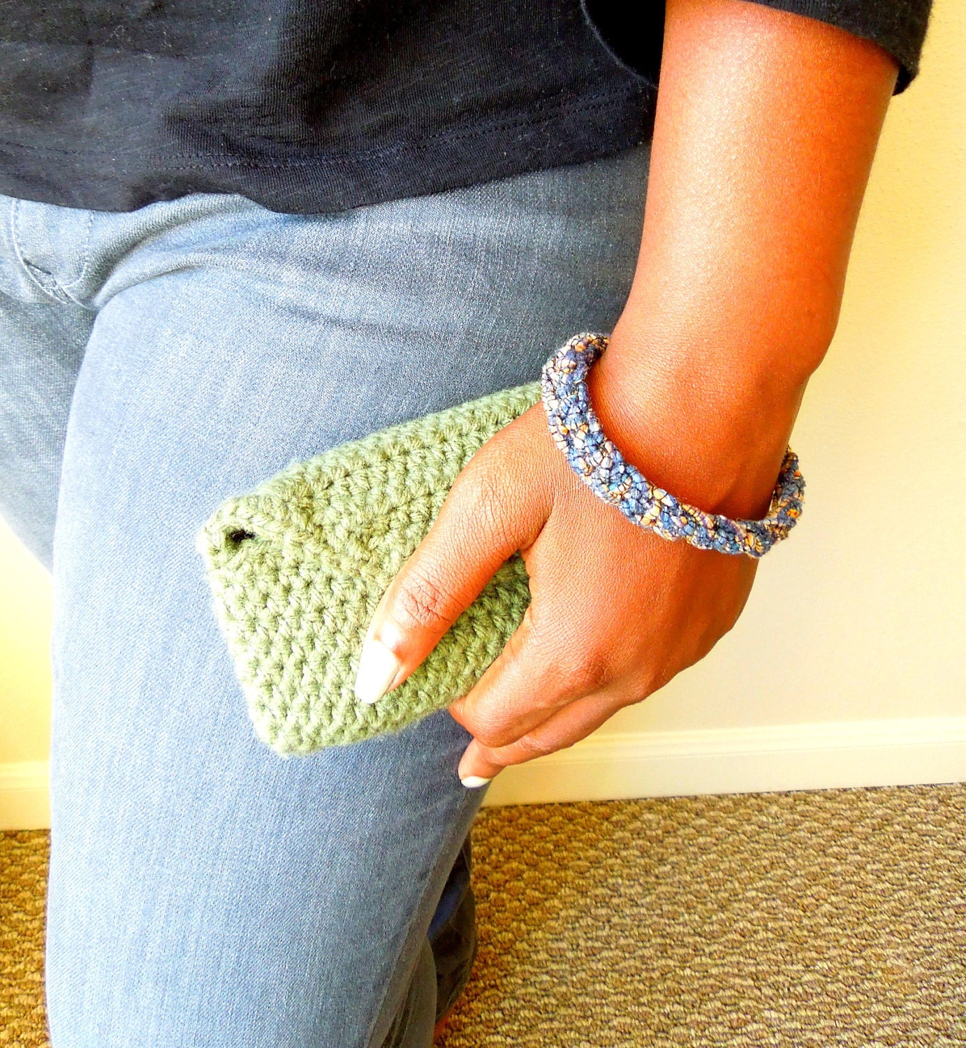 Crochet Clutch - SALE -  Was 14, Now 7 - Crochet Purse - Green - ZOE