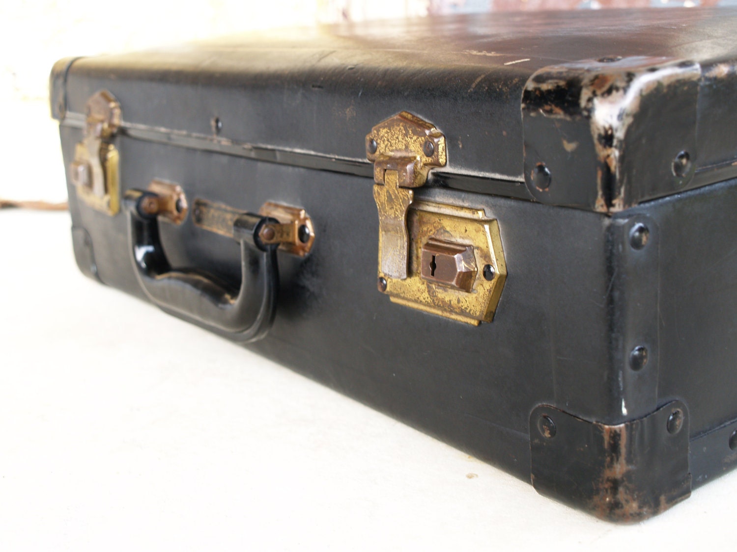 1920s NYC SUITCASE /// RARE Antique Traveling by ACESFINDSVINTAGE