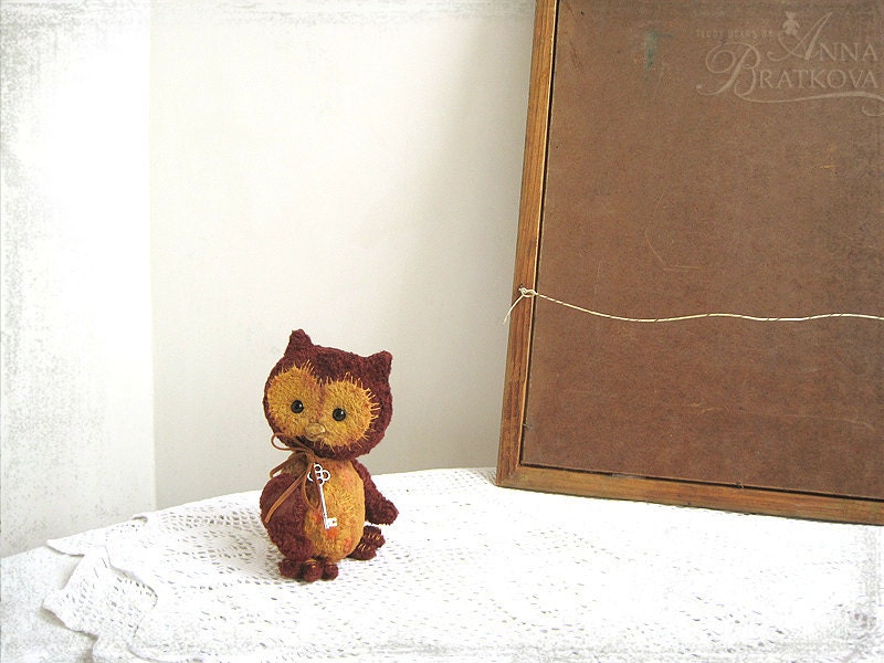 Artist Teddy Owl D 6 inch