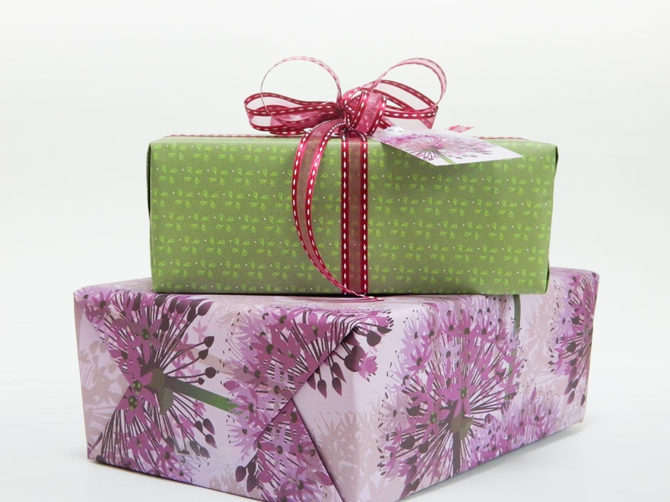 Purple Allium Gift Wrap Set