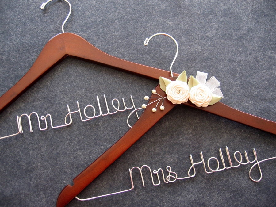 Bride and Groom Hanger SET - Personalized Wedding Hanger - Walnut Finish - Bride's Hanger with Flowers and Pearls - Custom Wire Names