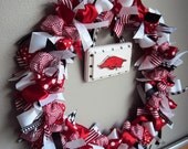 Razorback Wreath