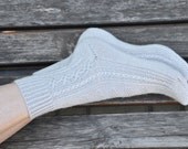 Hand knitted womens fishnet Socks Patterns light gray with silk and cashmere pastel