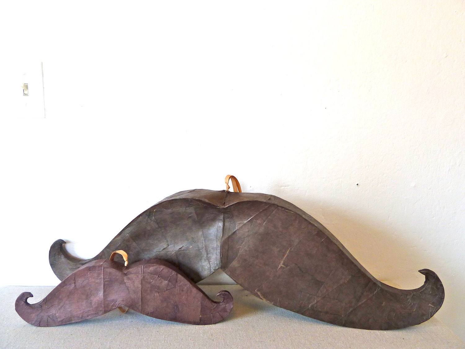 Handlebar Mustache Piñata (brown, party size)