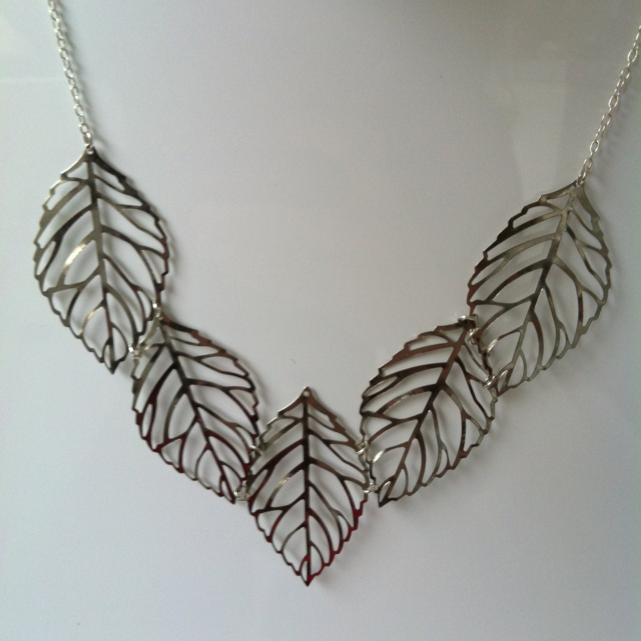Metal Filligree Leaf Necklace
