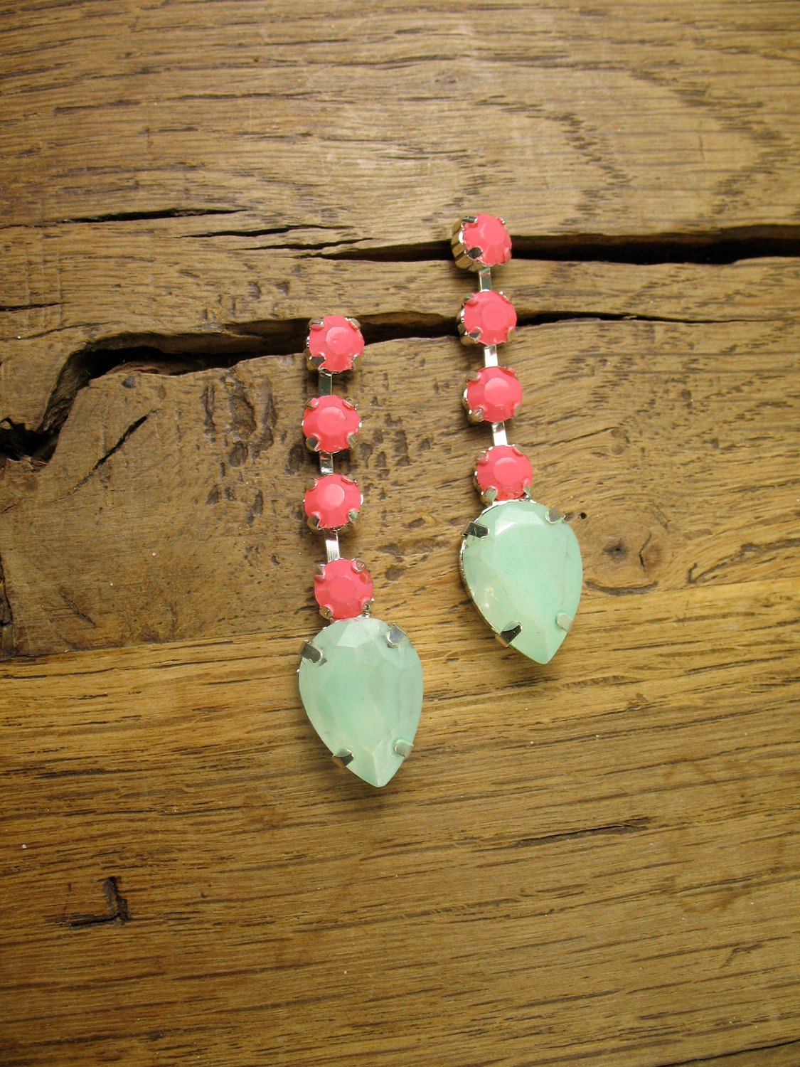 Flirty Drop Peach and Mint Green Earrings