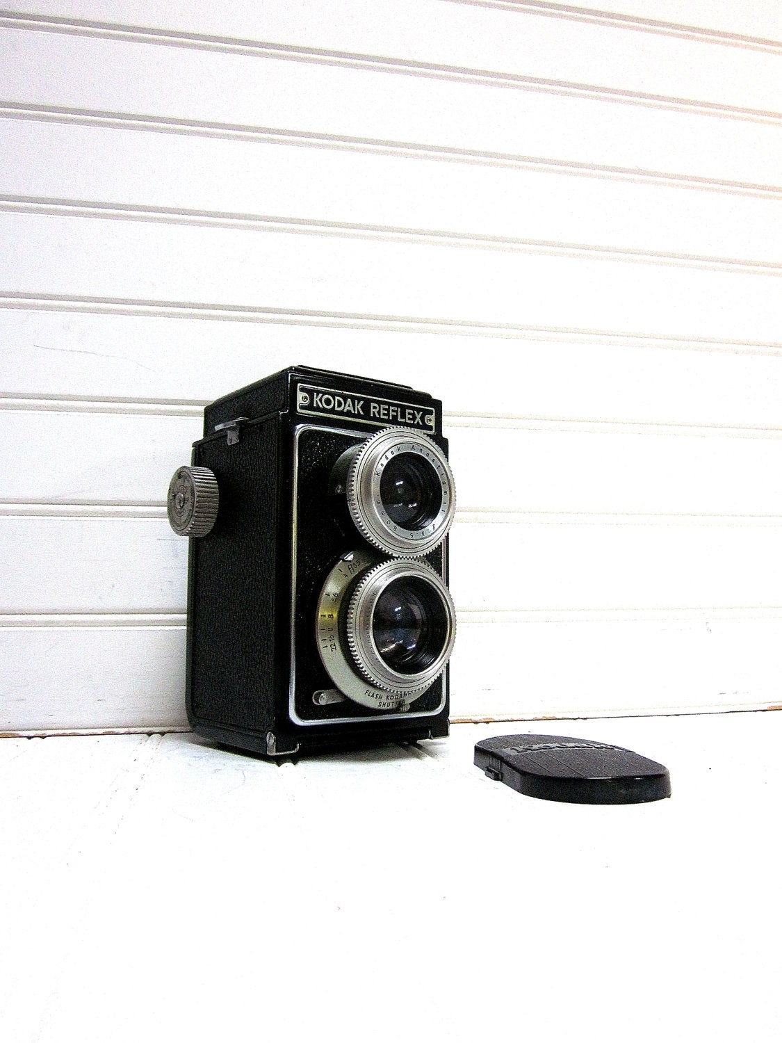 SALE Vintage Camera Kodak Reflex TLR Medium Format Kodak Twin Lens Reflex Camera with Field Case