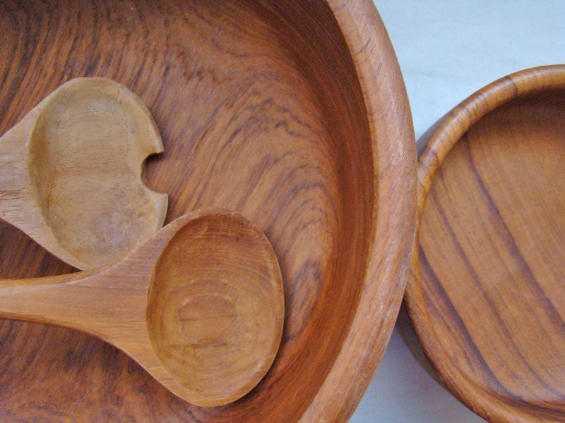 vintage Mid-Century Modern Thai teak wood salad bowl set
