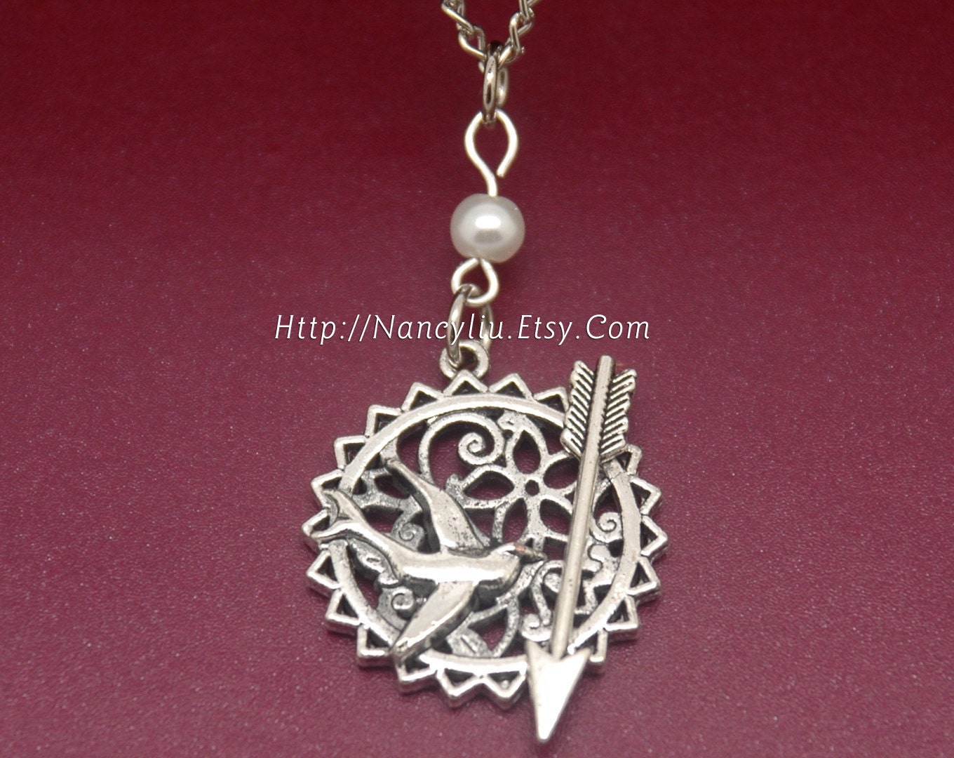 The Hunger Games Necklace Pendant With Faux Peeta Pearl, Inspired Mockingjay Necklace With Arrow in Antique Silvery tone - 88N235