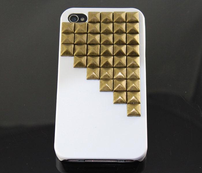 Bronze pyramid stud white  Hard Case Cover ----for Apple iPhone 4 Case, iPhone 4s Case, iPhone 4 Hard Case Style B
