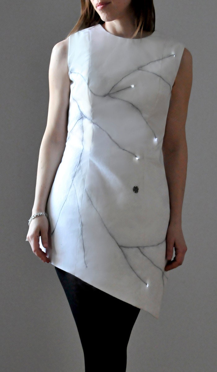 Asymmetrical Modern 001