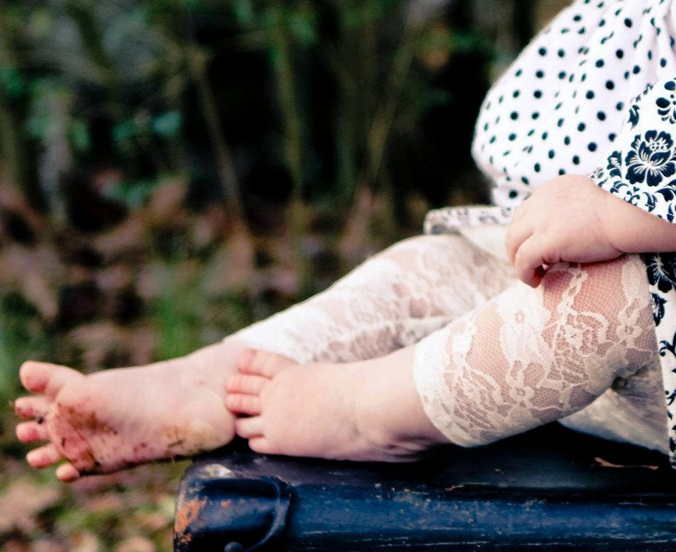 Adorable Stretch Lace Leggings Several Colors