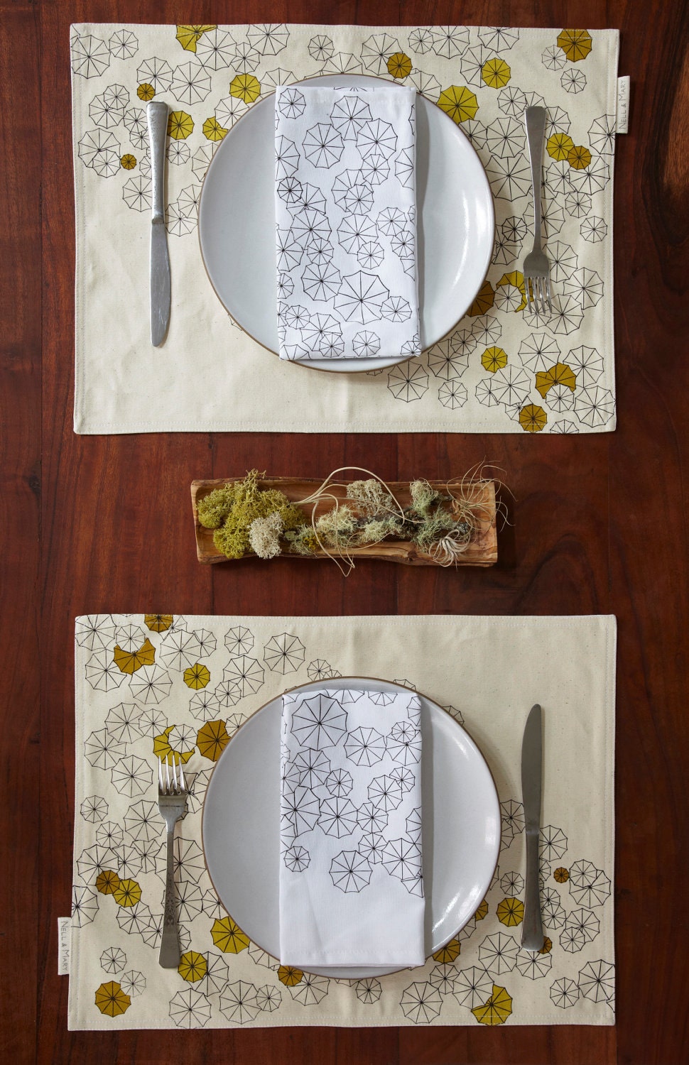 Umbrellas Placemat and Napkin Set for Four