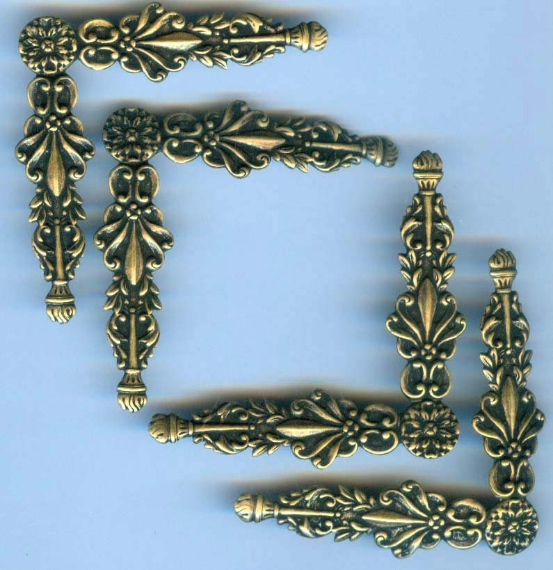Border Corner Stampings, Brass Ox, Dark Brass, Victorian, Item09046